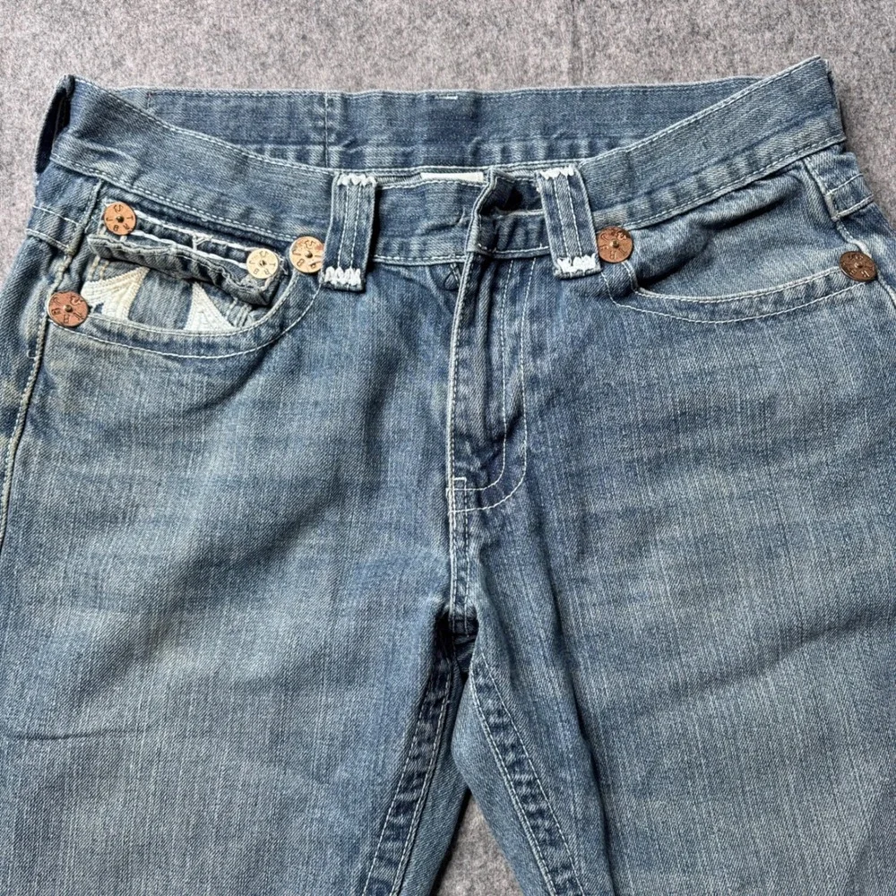 True Religion Joey Super T Mens 32 Blue Wash Straight Leg Jeans USA Made FLAW
